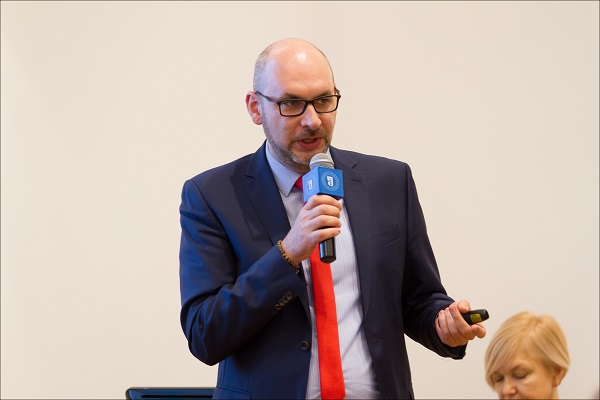 Глеб Похитонов, руководитель отдела цифрового маркетинга в «ГЕДЕОН РИХТЕР» Глеб Похитонов, руководитель отдела цифрового маркетинга в «ГЕДЕОН РИХТЕР»